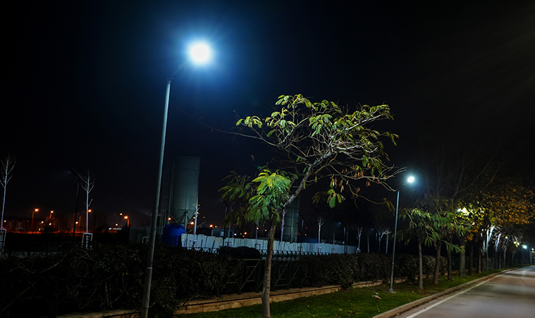 UEDAŞ, SOKAK LAMBALARINDA LED DÖNÜŞÜM SÜRECİNİ BAŞLATTI