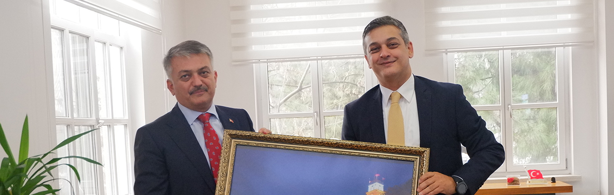 Balıkesir Valisi Ersin YAZICI'dan Genel Müdürümüz İbrahim GÜMÜŞLÜ'ye Ziyaret